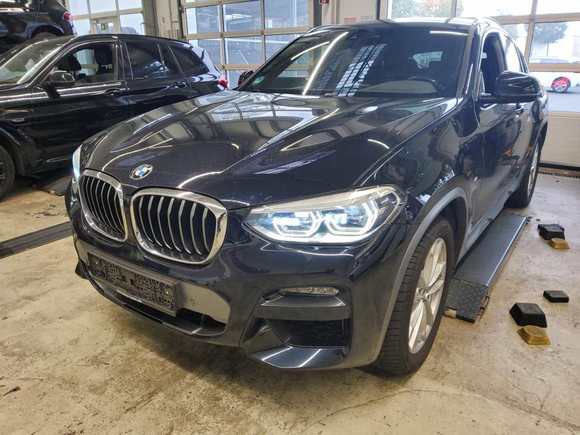 Pogled od napred levo