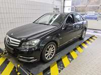 Vista dianteira esquerda