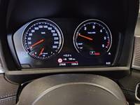 Pogled na kombinovani instrument