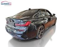 Pogled od pozadi desno