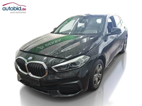 Pogled od napred levo