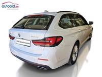 Pogled od pozadi desno