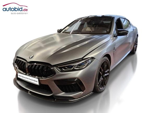 Pogled od napred levo