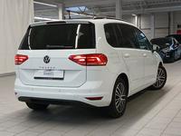 Pogled od pozadi desno