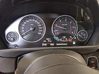 Pogled na kombinovani instrument