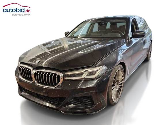 Pogled od napred levo