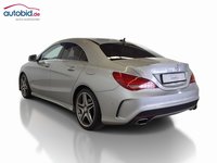 Vaade tagant vasakult