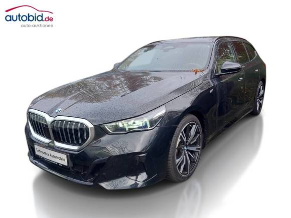 Pogled od napred levo