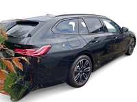 Pogled od pozadi desno