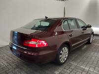 Widok z tyłu po stronie prawej