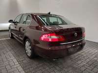 Widok z tyłu po stronie lewej