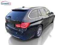 Pogled od pozadi desno