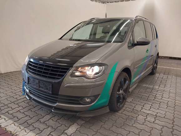 Widok z przodu po stronie lewej