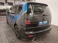 Widok z tyłu po stronie lewej