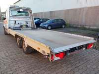 Widok z tyłu po stronie lewej