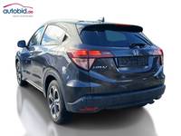 Vaade tagant vasakult