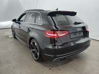 Vaizdas iš galo kairės