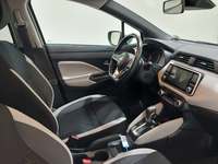 Вид на салон