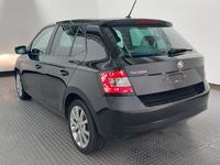 Pogled od pozadi levo