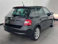 Pogled od pozadi desno