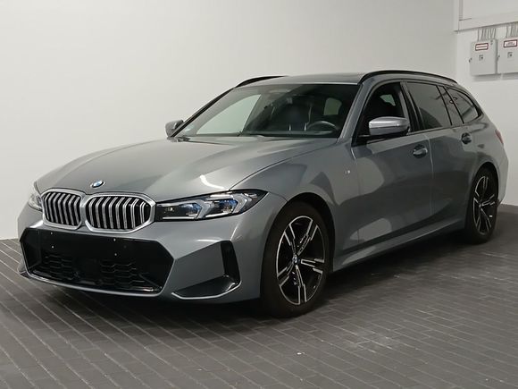 Pogled od napred levo