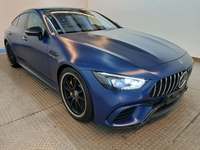 Skats no labās puses priekšā