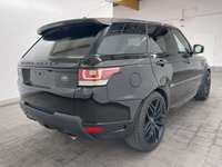 Skats no labās puses aizmugurē