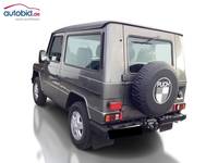 Pogled od pozadi levo