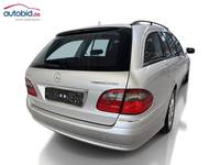 Vaizdas iš galo dešinės