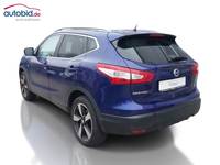 Vaade tagant vasakult