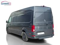 Pogled od pozadi levo