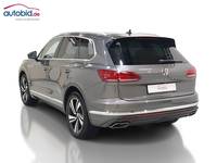 Vue de l’arrière gauche