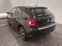 Vaade tagant vasakult