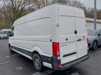 Pogled od pozadi levo