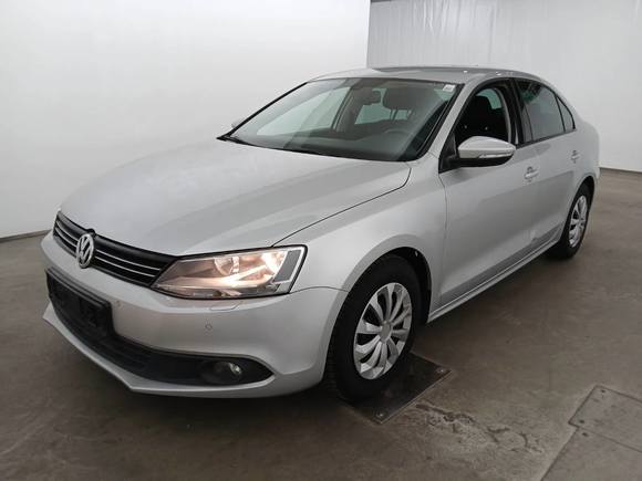 Vue de l’avant gauche