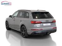 Vaade tagant vasakult