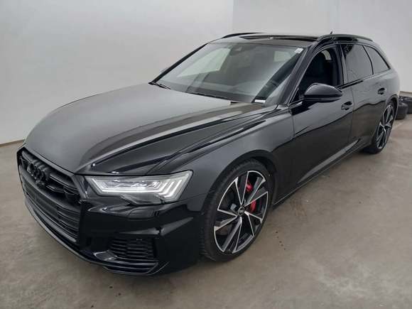 Skats no kreisās puses priekšā