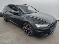 Skats no labās puses priekšā