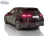 Vaade tagant vasakult