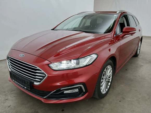 Vue de l’avant gauche