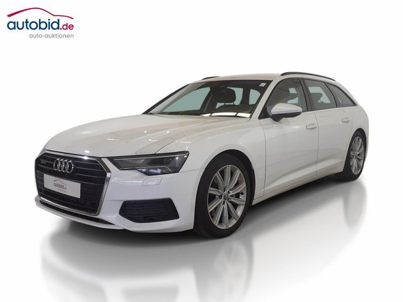 Skats no kreisās puses priekšā