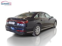 Skats no labās puses aizmugurē