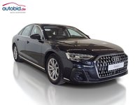 Skats no labās puses priekšā