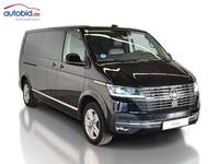 Skats no labās puses priekšā