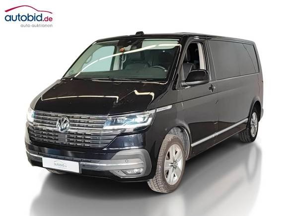 Skats no kreisās puses priekšā