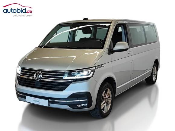 Skats no kreisās puses priekšā