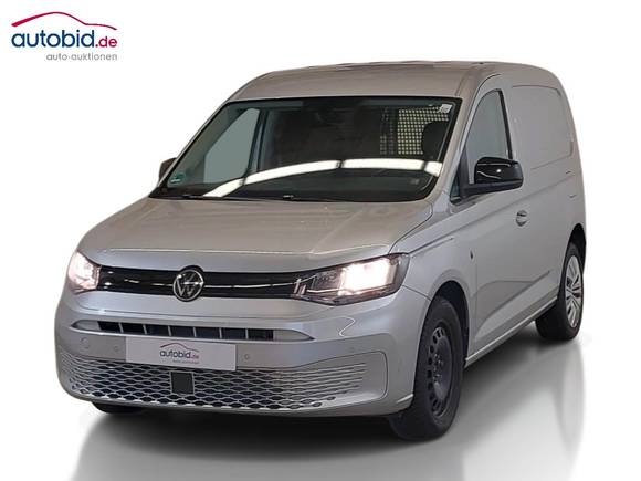 Skats no kreisās puses priekšā