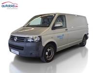 Skats no kreisās puses priekšā