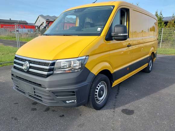 Pogled od napred levo