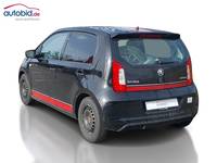 Vaade tagant vasakult